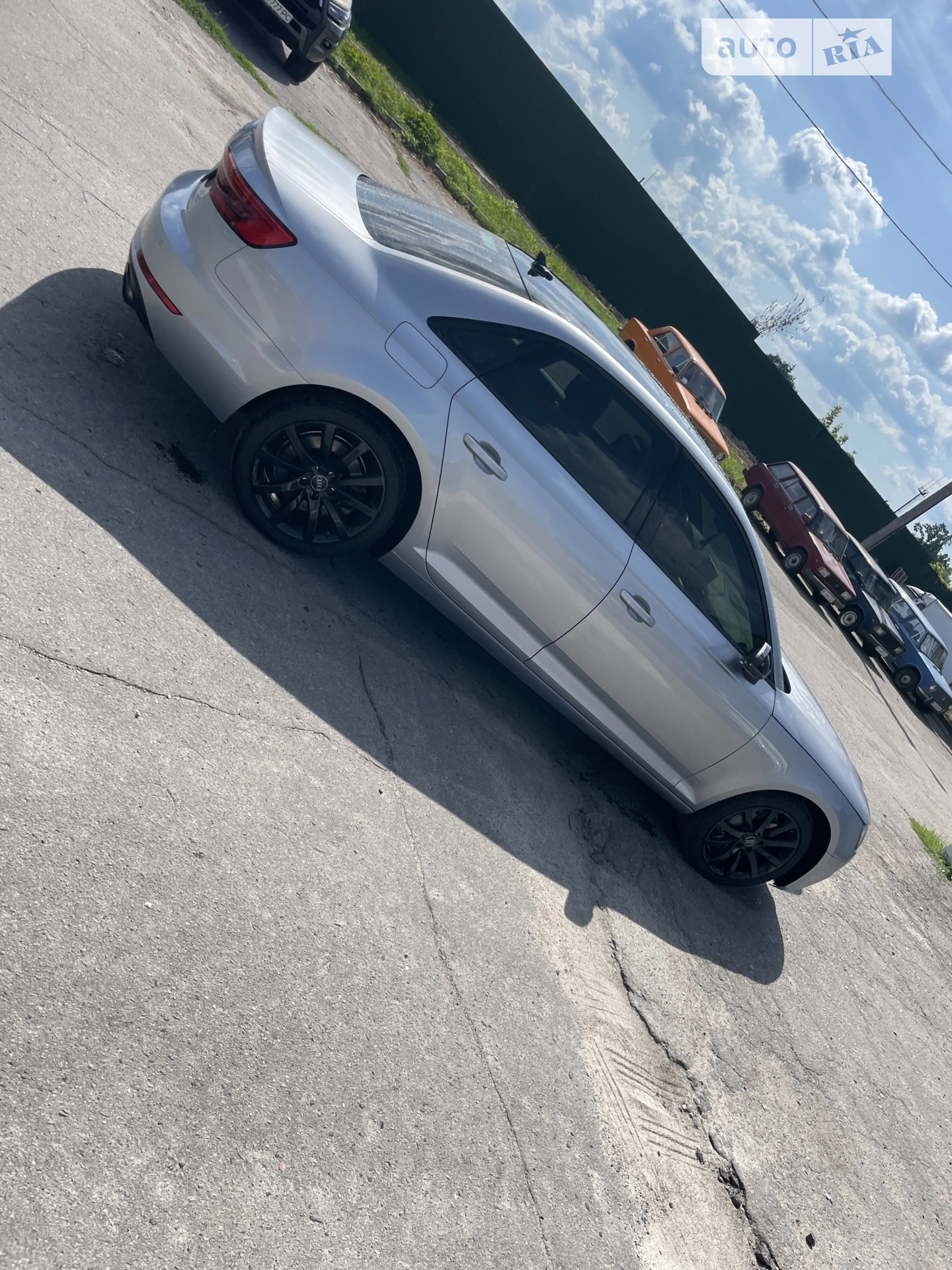 2015 Audi A4 - мініатюра 32