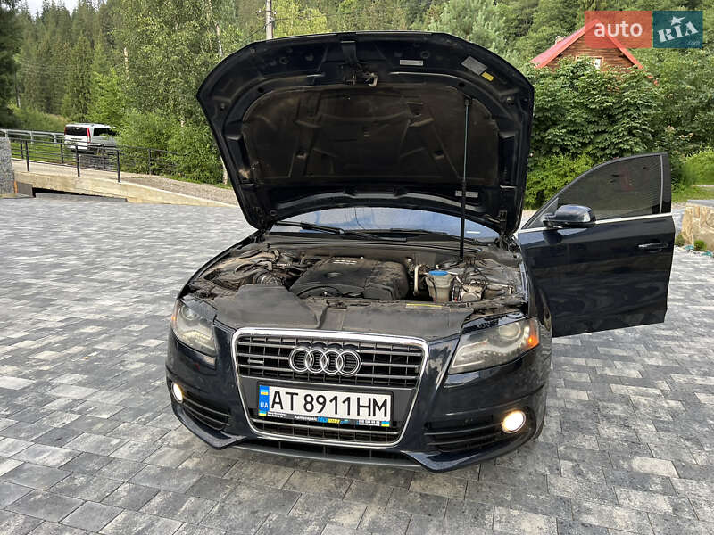 Седан Audi A4 2012 в Яремчі