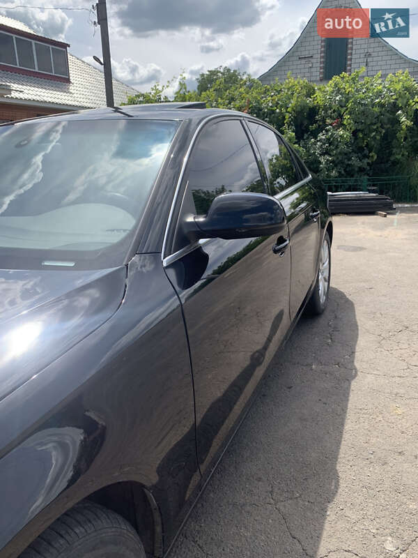 Седан Audi A4 2012 в Гайвороне