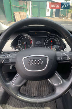 Седан Audi A4 2012 в Гайвороне