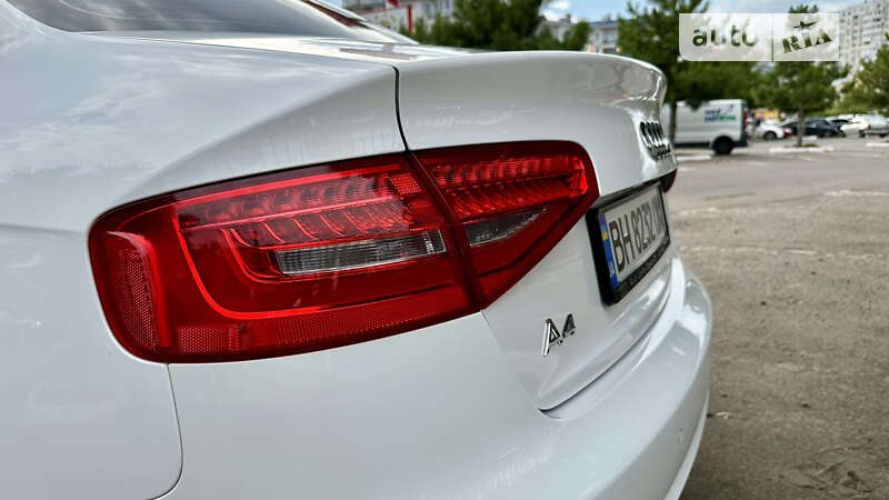 Седан Audi A4 2013 в Одессе