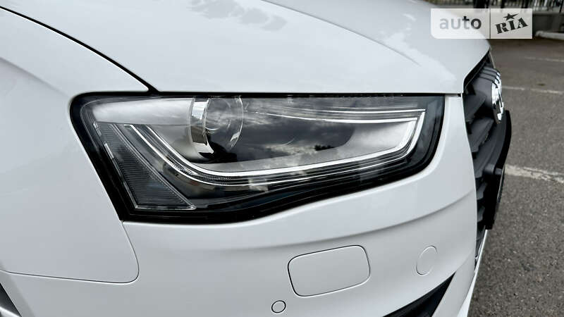 Седан Audi A4 2013 в Одессе