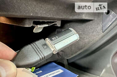 Седан Audi A4 2013 в 