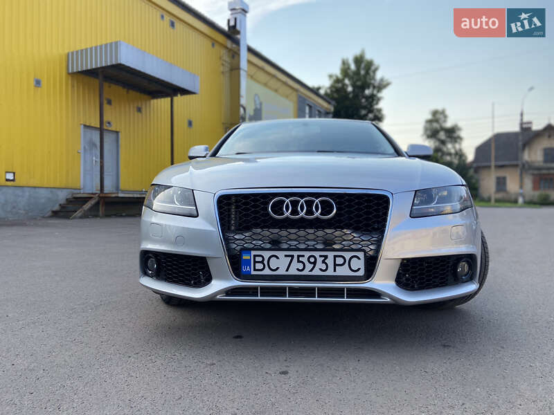Седан Audi A4 2011 в Самборе