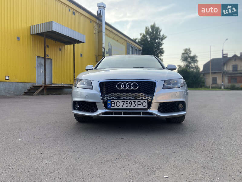 Седан Audi A4 2011 в Самборе