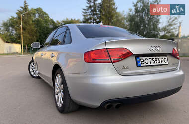 Седан Audi A4 2011 в Самборі