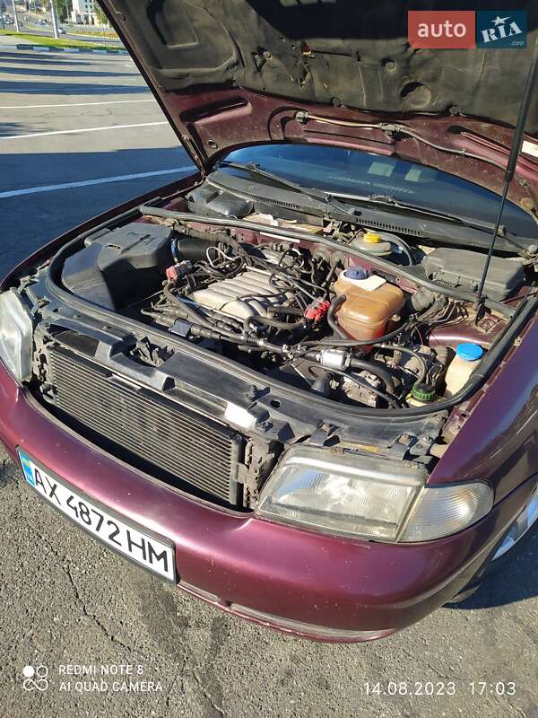 Седан Audi A4 1995 в Харькове