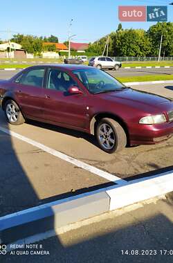Седан Audi A4 1995 в Харкові