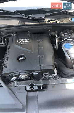 Седан Audi A4 2011 в Мукачево