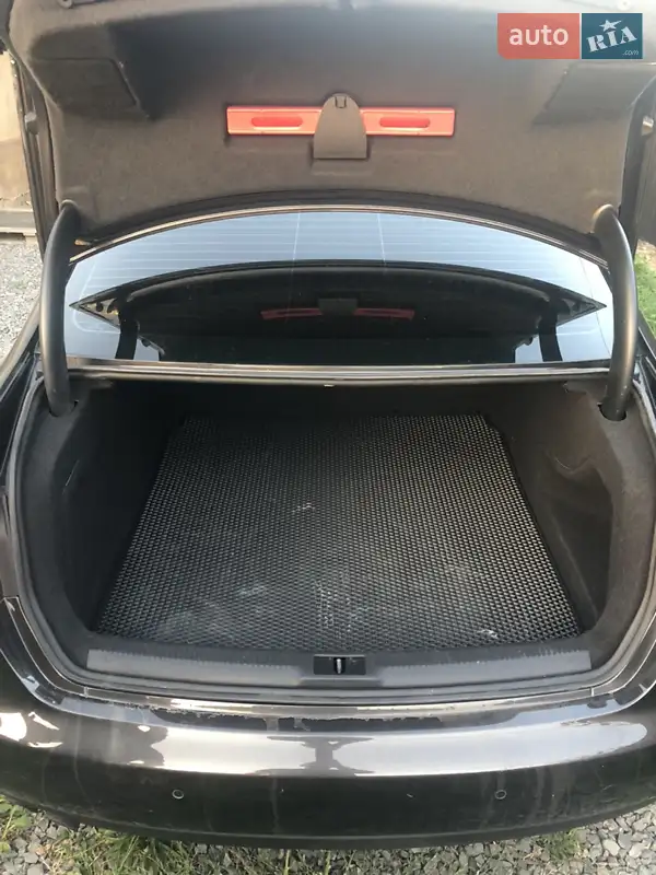 Седан Audi A4 2011 в 