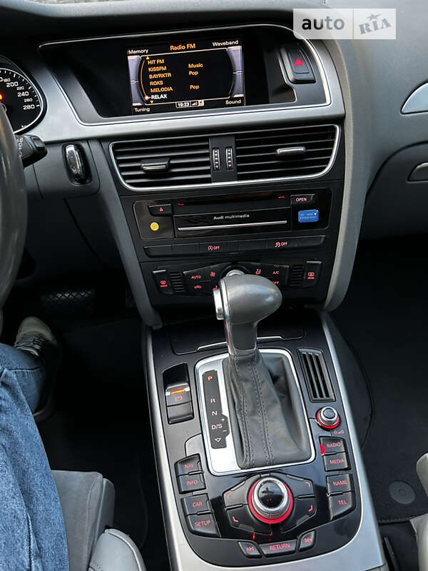 Универсал Audi A4 2014 в Киеве