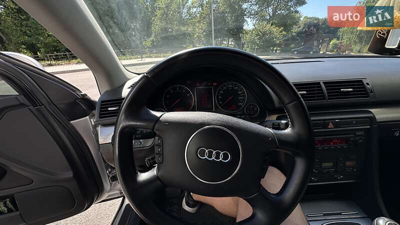 Седан Audi A4 2003 в Чернігові