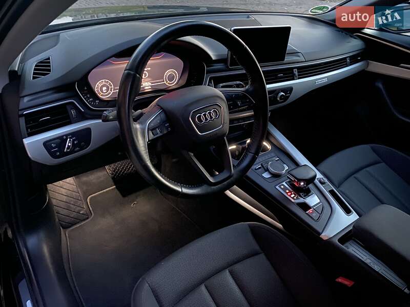 Универсал Audi A4 2018 в Киеве