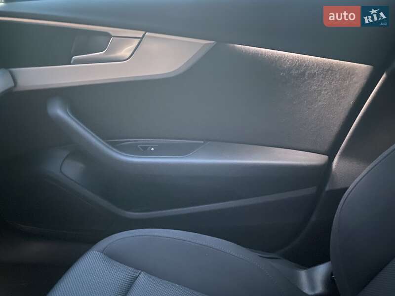 Універсал Audi A4 2018 в Умані