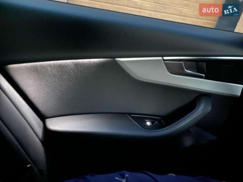 Універсал Audi A4 2018 в Умані