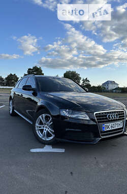Универсал Audi A4 2011 в Сарнах