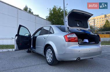 Седан Audi A4 2004 в Львові