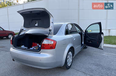 Седан Audi A4 2004 в Львове
