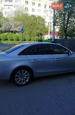 Седан Audi A4 2012 в Тернополе