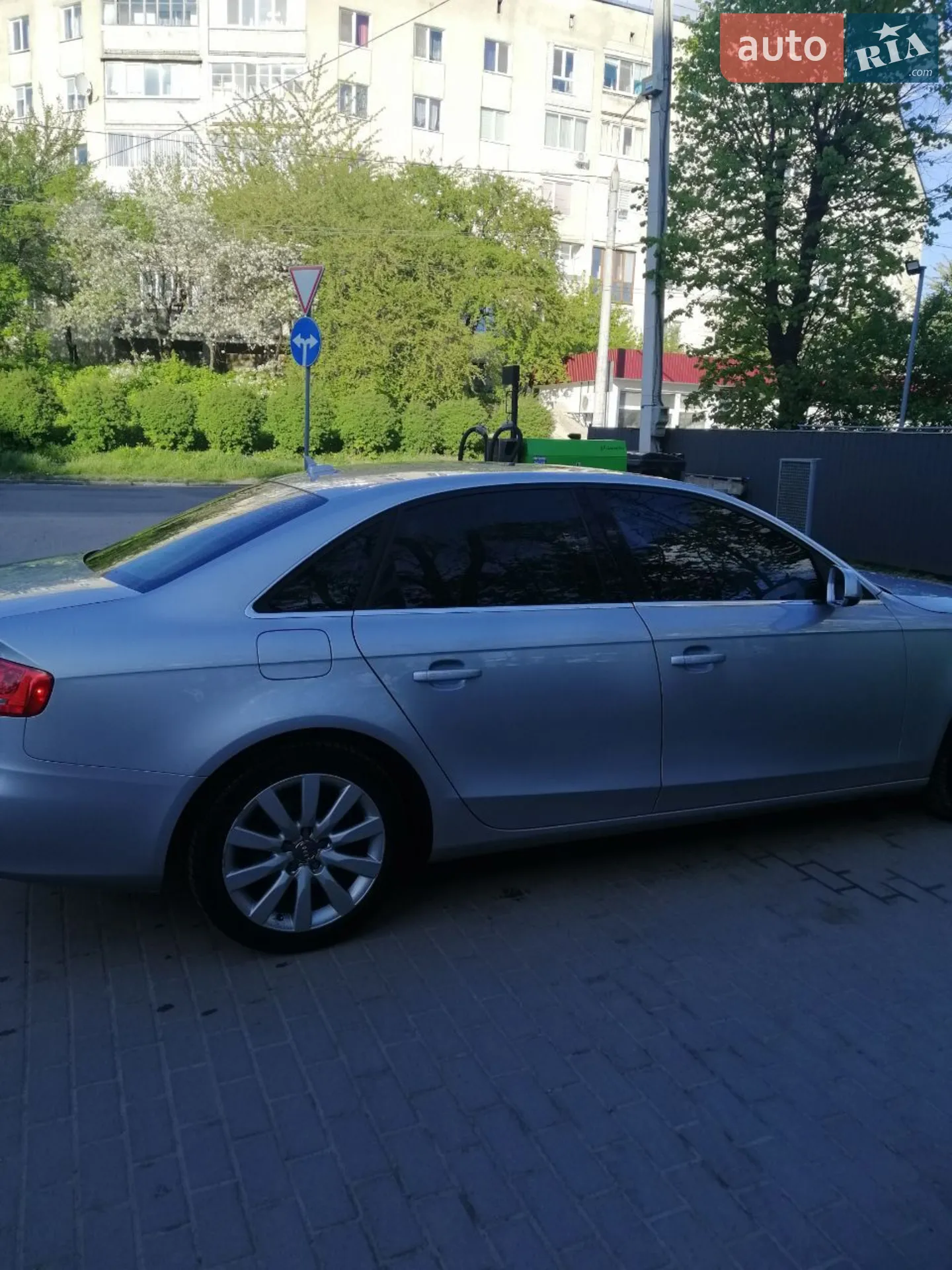 2012 Audi A4 - мініатюра 2