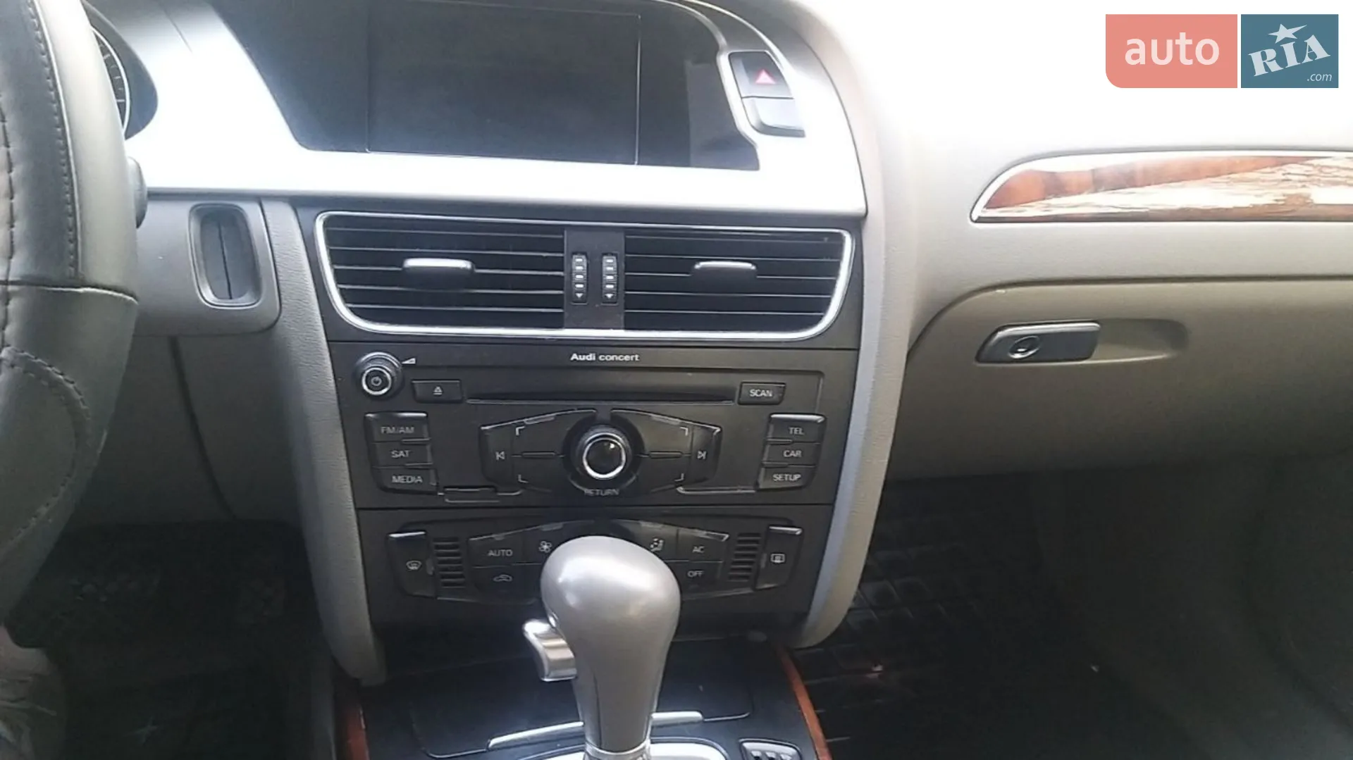 2012 Audi A4 - мініатюра 10