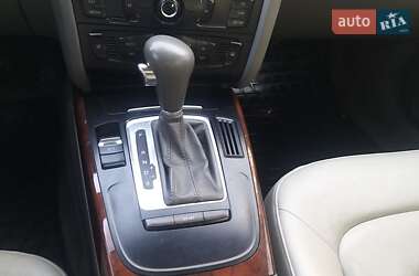 Седан Audi A4 2012 в Тернополе