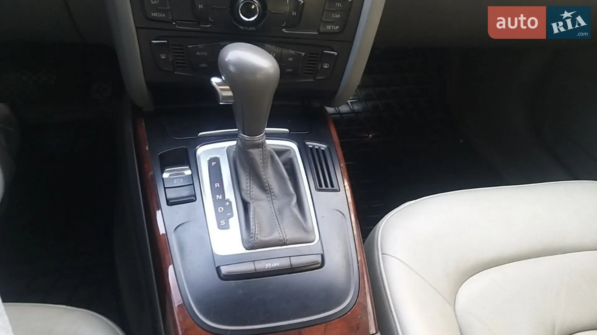 2012 Audi A4 - мініатюра 20