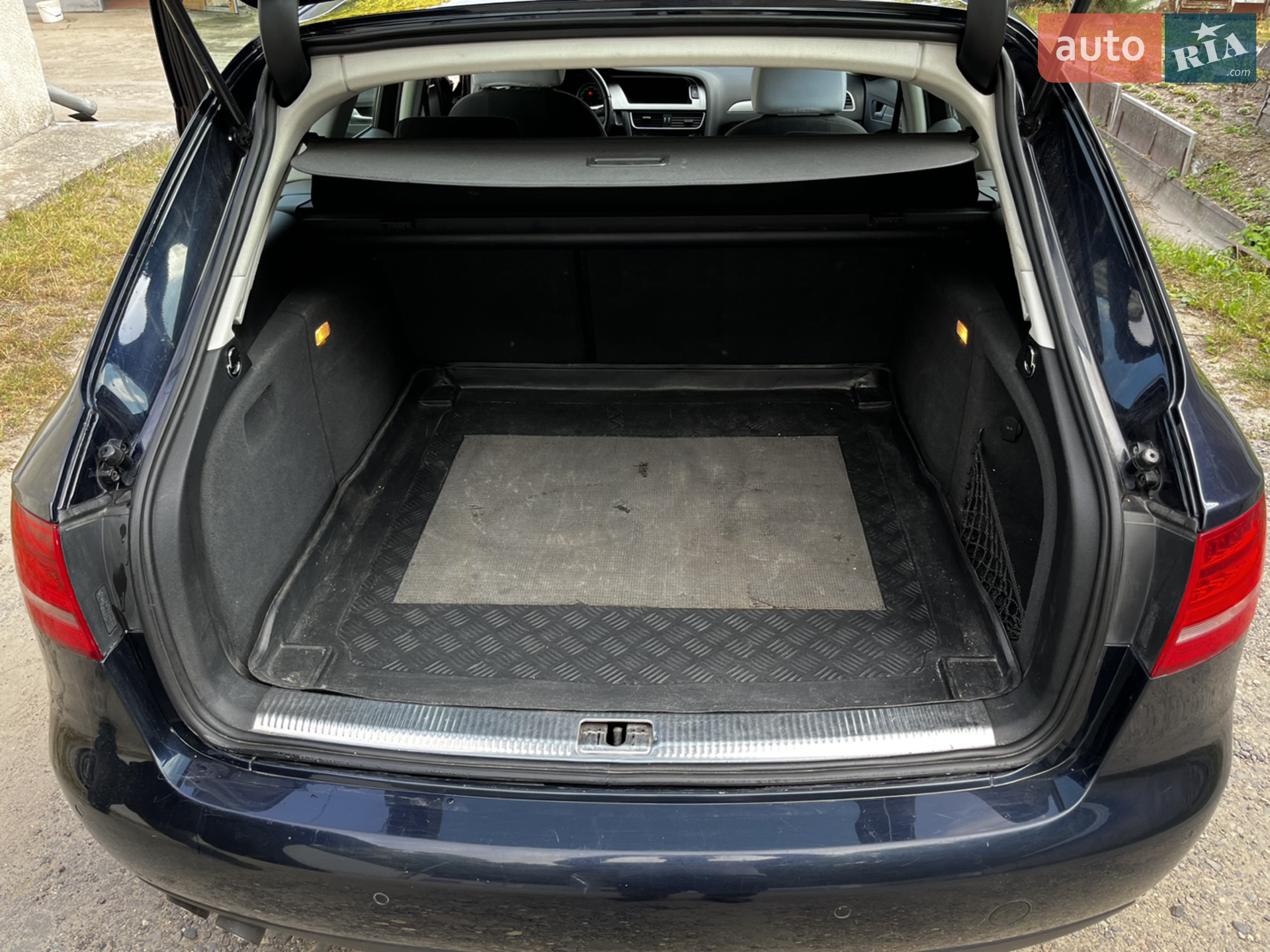 2010 Audi A4 - мініатюра 6