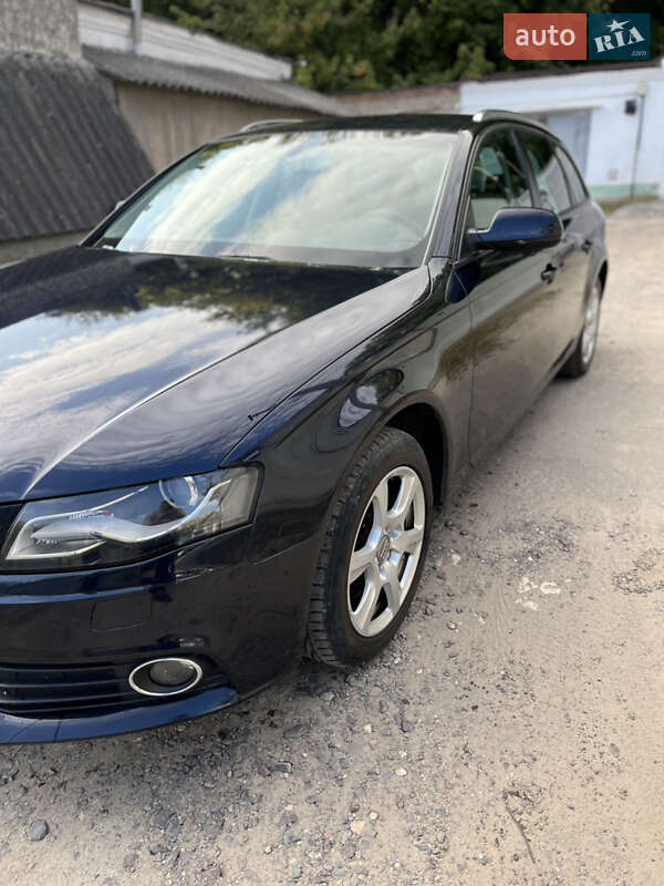 Универсал Audi A4 2010 в Тернополе