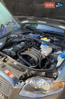 Седан Audi A4 2005 в Днепре