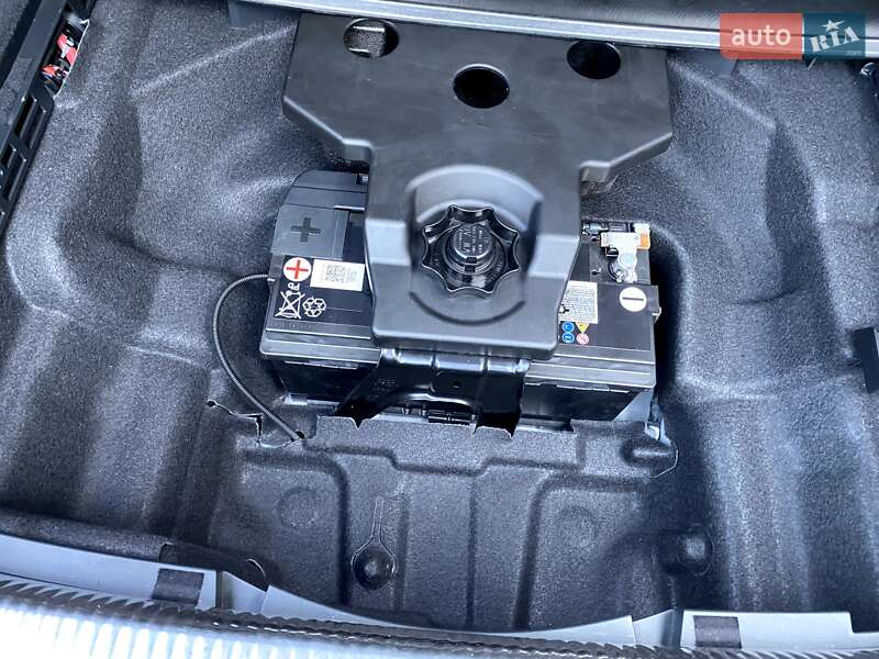 Универсал Audi A4 2018 в Хмельницком