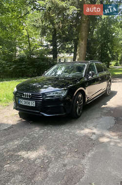 Универсал Audi A4 2017 в 