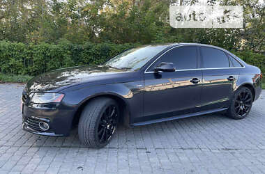 Седан Audi A4 2012 в Львове