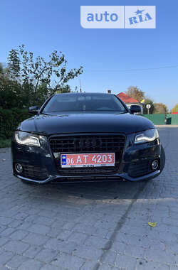 Седан Audi A4 2012 в Львове