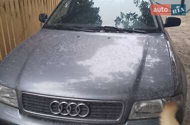 Седан Audi A4 1996 в Житомире