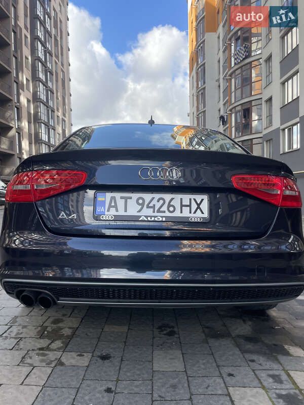 Седан Audi A4 2014 в Ивано-Франковске