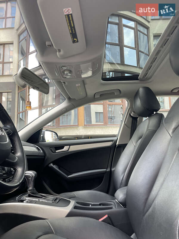 Седан Audi A4 2014 в Ивано-Франковске