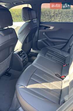 Седан Audi A4 2022 в Києві