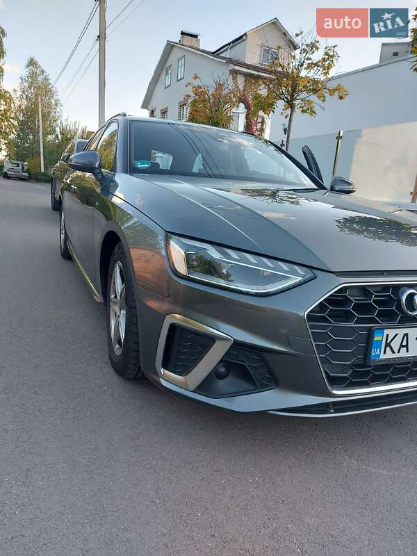 Универсал Audi A4 2020 в Киеве