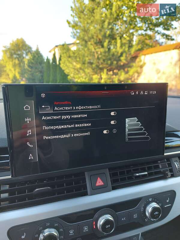 Универсал Audi A4 2020 в Киеве