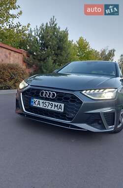 Универсал Audi A4 2020 в Киеве