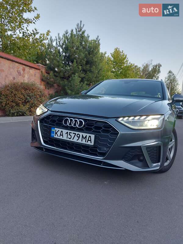 Универсал Audi A4 2020 в Киеве