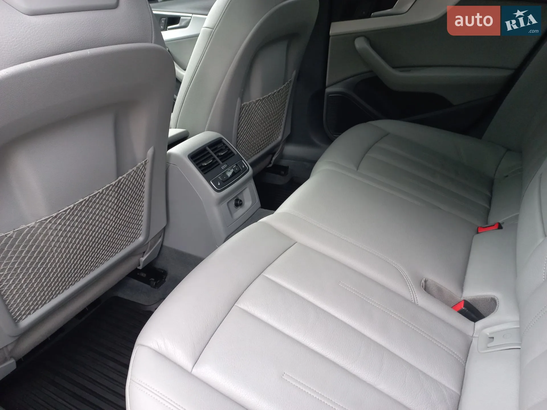 2017 Audi A4 - мініатюра 12