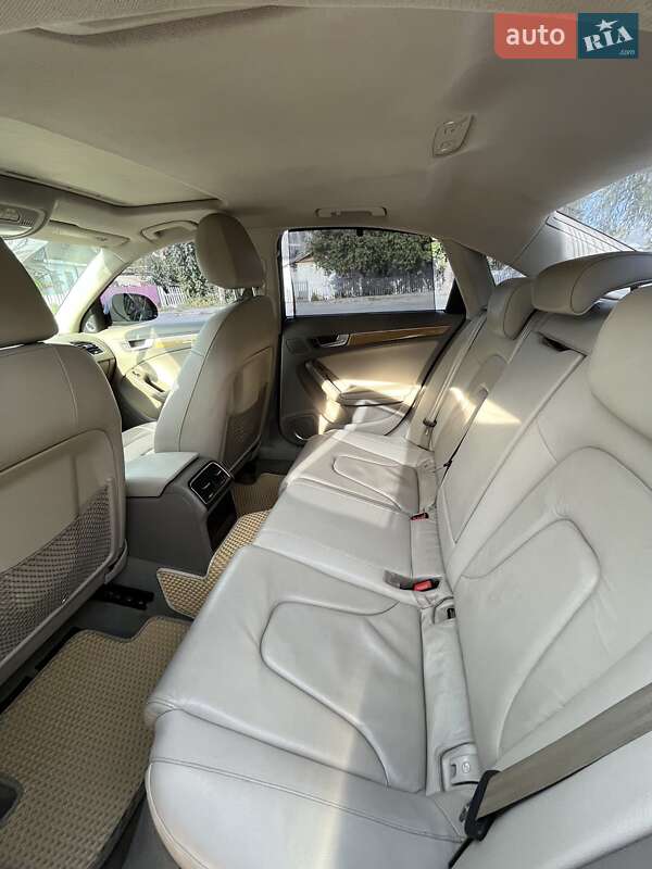 Седан Audi A4 2008 в Звягелі