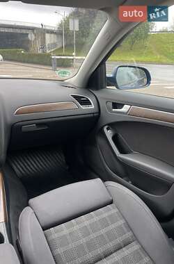 Универсал Audi A4 2014 в 