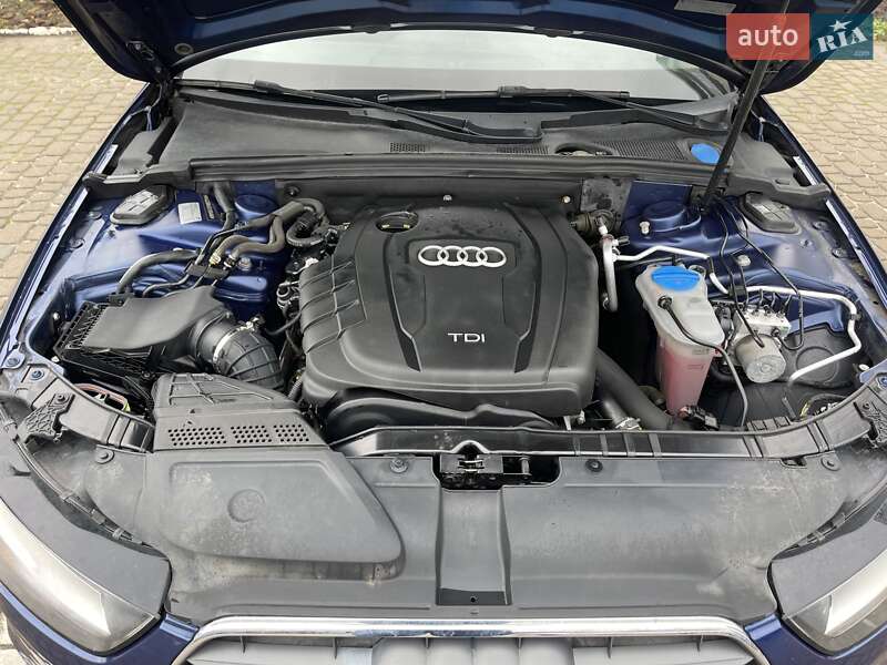 Універсал Audi A4 2014 в Львові