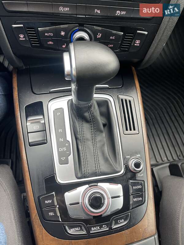 Універсал Audi A4 2014 в Львові