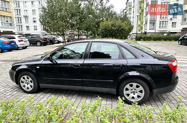 Седан Audi A4 2004 в 