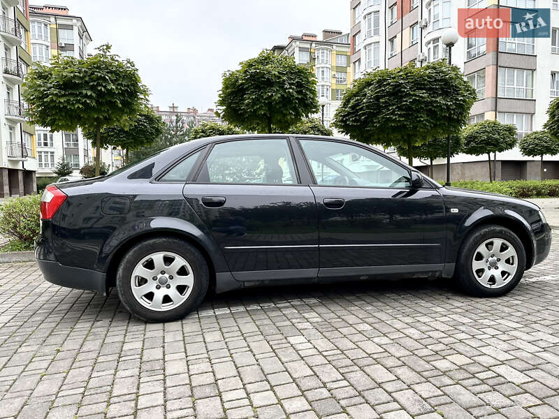 Седан Audi A4 2004 в Ивано-Франковске