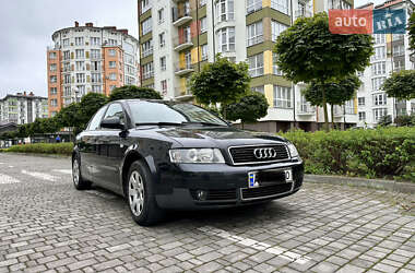 Седан Audi A4 2004 в 